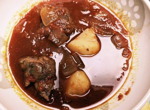 鹿スネ肉のシチュー　by　ラクラクッカー-レシピのメイン写真