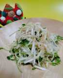 豆苗と千切り大根の中華サラダ　