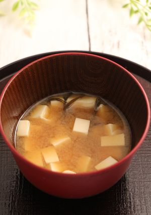 簡単！豆腐と塩昆布のお味噌汁-レシピのメイン写真