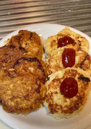 節約レシピ！えのきの豆腐ハンバーグ-レシピのメイン写真