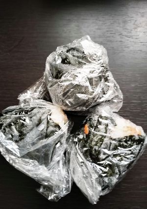 味付け山菜炊き込みの鮭小結び-レシピのメイン写真