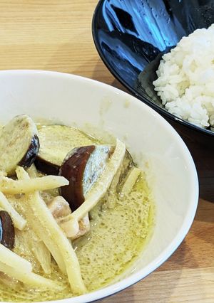 簡単！カレーペースト作るグリーンカレー-レシピのメイン写真