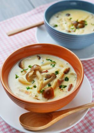 チーズ風味♪ しめじの豆乳スープ-レシピのメイン写真