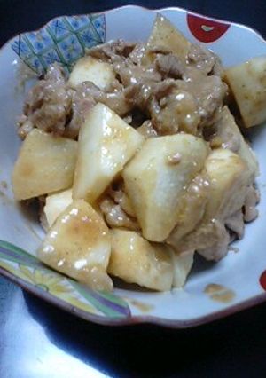 美味しい☆豚・長いものゴマみそバター炒め-レシピのメイン写真
