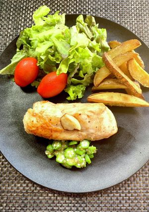 鶏の蒸し焼き オクラハラペーニョソース-レシピのメイン写真