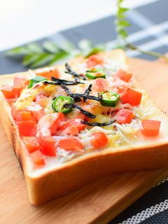 しらすで和ピザパン-レシピのメイン写真