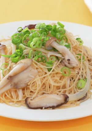 バター香るきのこ焼ビーフン-レシピのメイン写真
