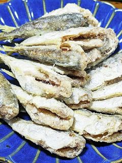 骨まで食べつくす!小アジのカリカリ唐揚げ-レシピのメイン写真