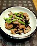 大人気！豚肉とアスパラの塩こぶ炒め