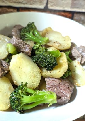 牛肉とジャガイモの炒め物-レシピのメイン写真