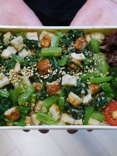 レンジde小松菜とちくわのごま和え丼弁当-レシピのメイン写真