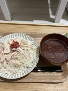 茹で鶏と梅そうめん-レシピのメイン写真