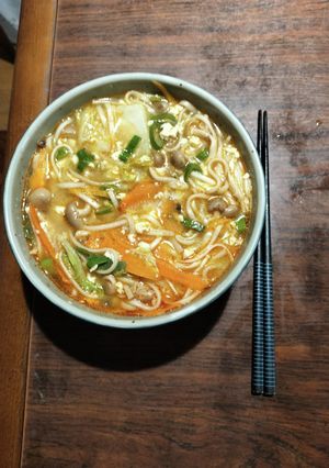 きのこと根菜とお豆腐の煮込み坦々うどん-レシピのメイン写真