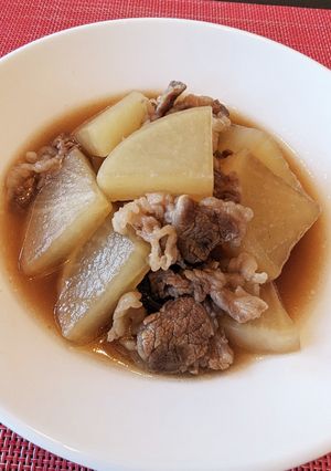麺つゆで簡単★牛肉と大根のほっこり煮-レシピのメイン写真