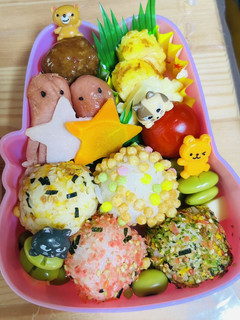 子どもが喜ぶお弁当〜簡単〜丸おにぎり-レシピのメイン写真