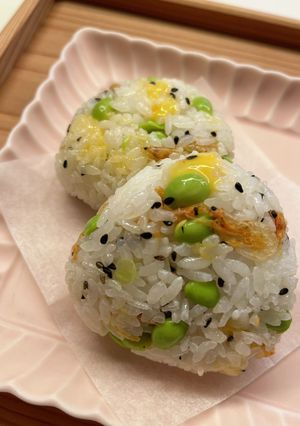 枝豆チーズ サクサク桜海老　お握り-レシピのメイン写真