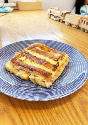 子供受けを狙ったパン耳ハムチーズトースト-レシピのメイン写真