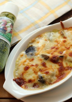 茄子、鶏肉、しめじのバジル風グラタン-レシピのメイン写真