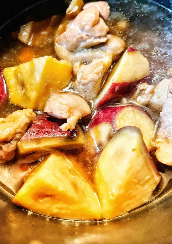 さつま芋と鶏肉のほっこり煮物！-レシピのメイン写真