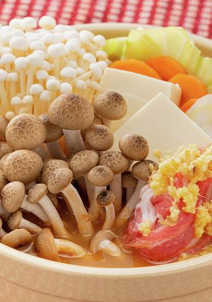 生姜が入ったきのこたっぷり味噌鍋-レシピのメイン写真