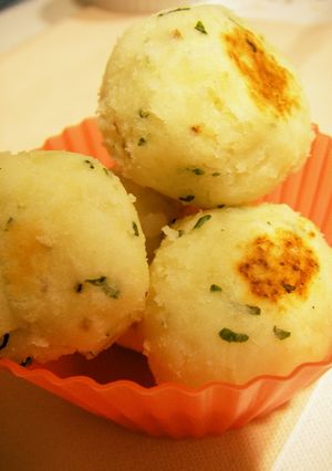 お弁当にピッタリ○miniじゃがボール-レシピのメイン写真
