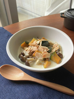 レンジで3分!かぼちゃとしめじの豆乳煮-レシピのメイン写真
