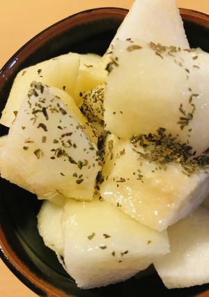 梨のはちみつ＆ミントのリキュールソース-レシピのメイン写真
