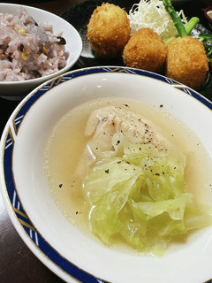 手羽先とキャベツのスープ-レシピのメイン写真