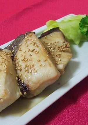 レンジ＆めんつゆで「ぶり照りゴマ風味」-レシピのメイン写真