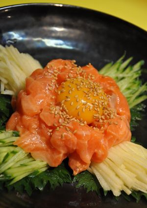 サーモンでもみもみユッケ♪-レシピのメイン写真