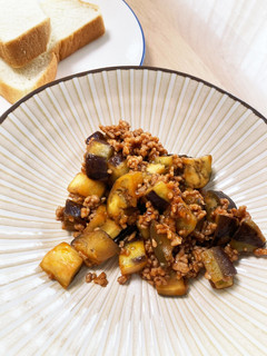 豚ひき肉となすの蒸し炒め-レシピのメイン写真