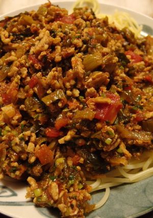 旨味と深み　高菜ミートソーススパゲティ-レシピのメイン写真