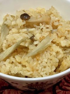 ごぼうとしめじの炊き込みご飯味噌風味-レシピのメイン写真