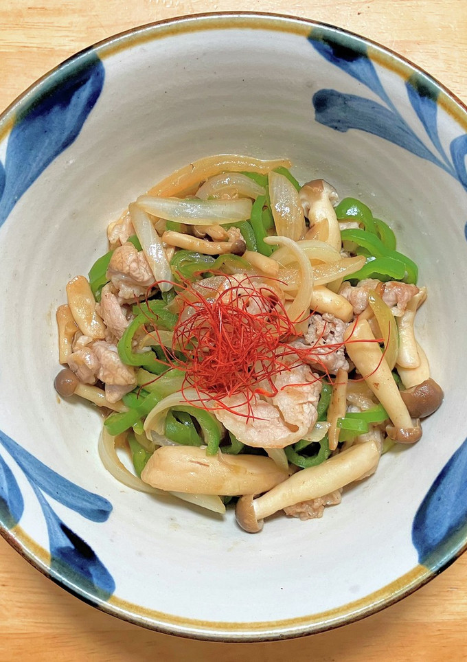 町中華の豚バラ肉とシメジの中華炒め-レシピのメイン写真