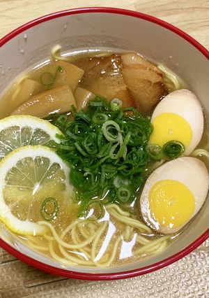 塩ラーメン(レモン入り）-レシピのメイン写真
