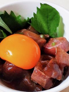 残ったら、ユッケにリメイク!お刺身-レシピのメイン写真