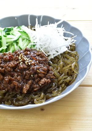 もずく麺でピリ辛ジャージャー麺-レシピのメイン写真