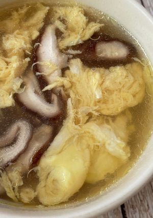 茹で鶏の茹で汁でヘルシーきのこスープ-レシピのメイン写真