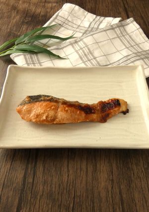 鮭のごま味噌漬け焼き-レシピのメイン写真