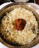 椎茸だしと梅干しで炊き込みご飯　さっぱり
