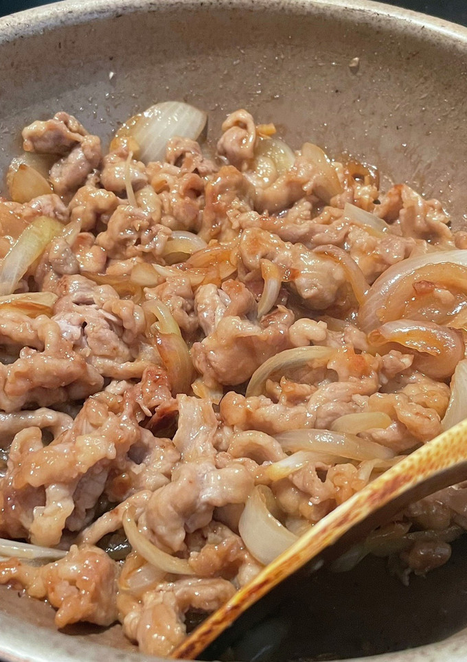 豚肉と玉ねぎの甘辛炒め-レシピのメイン写真