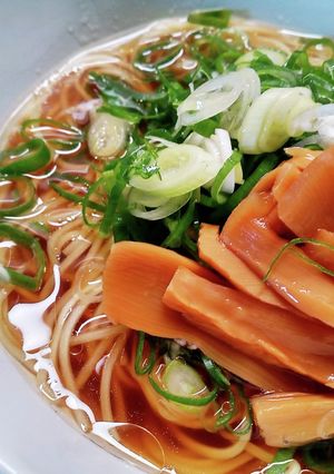 豚軟骨煮の煮汁で作る醤油ラーメン-レシピのメイン写真