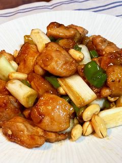 絶品♪鶏とネギのバタピー炒め-レシピのメイン写真