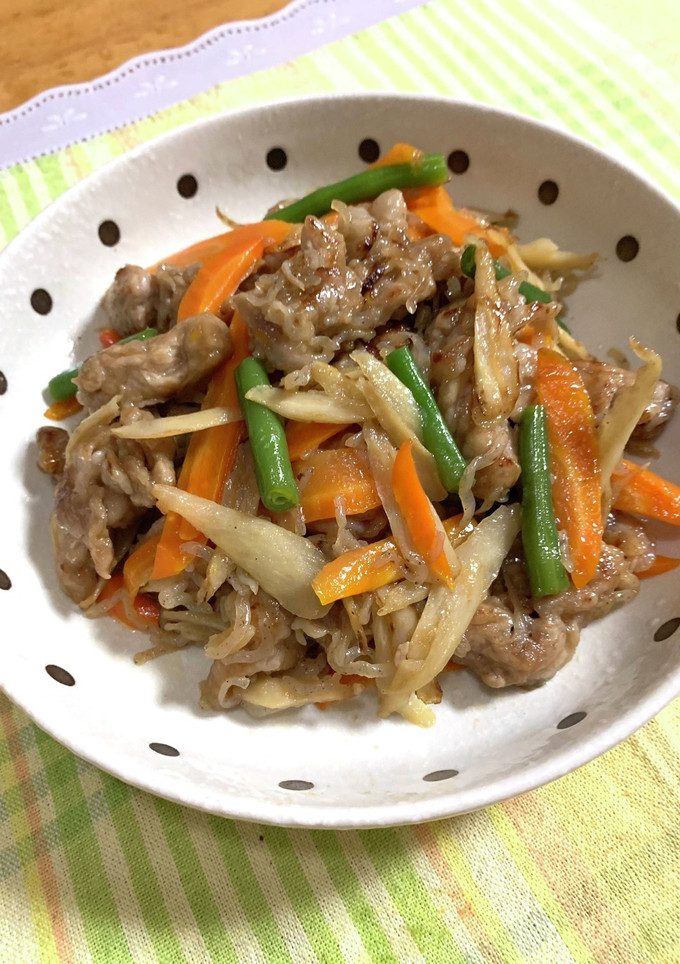 豚こま切れとごぼうの炒め物♪-レシピのメイン写真
