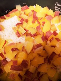 シンプルなさつまいものご飯。-レシピのメイン写真