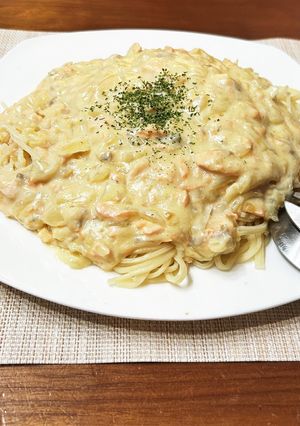 秋鮭で米粉クリームパスタ グルテンフリー-レシピのメイン写真