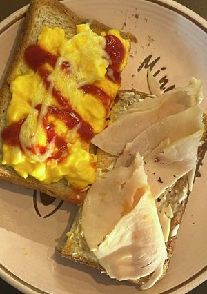 右側 隠し味ははちみつ！オープンサンド-レシピのメイン写真