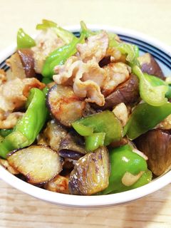 ナスとピーマン豚肉のこんがり醤油炒め-レシピのメイン写真