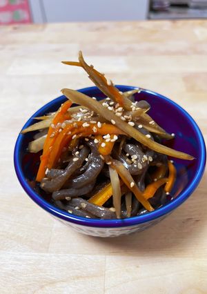 副菜☆味しみしみこんにゃくのきんぴら牛蒡-レシピのメイン写真