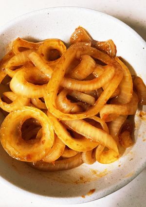 簡単玉ねぎだけ ケチャップ炒め-レシピのメイン写真
